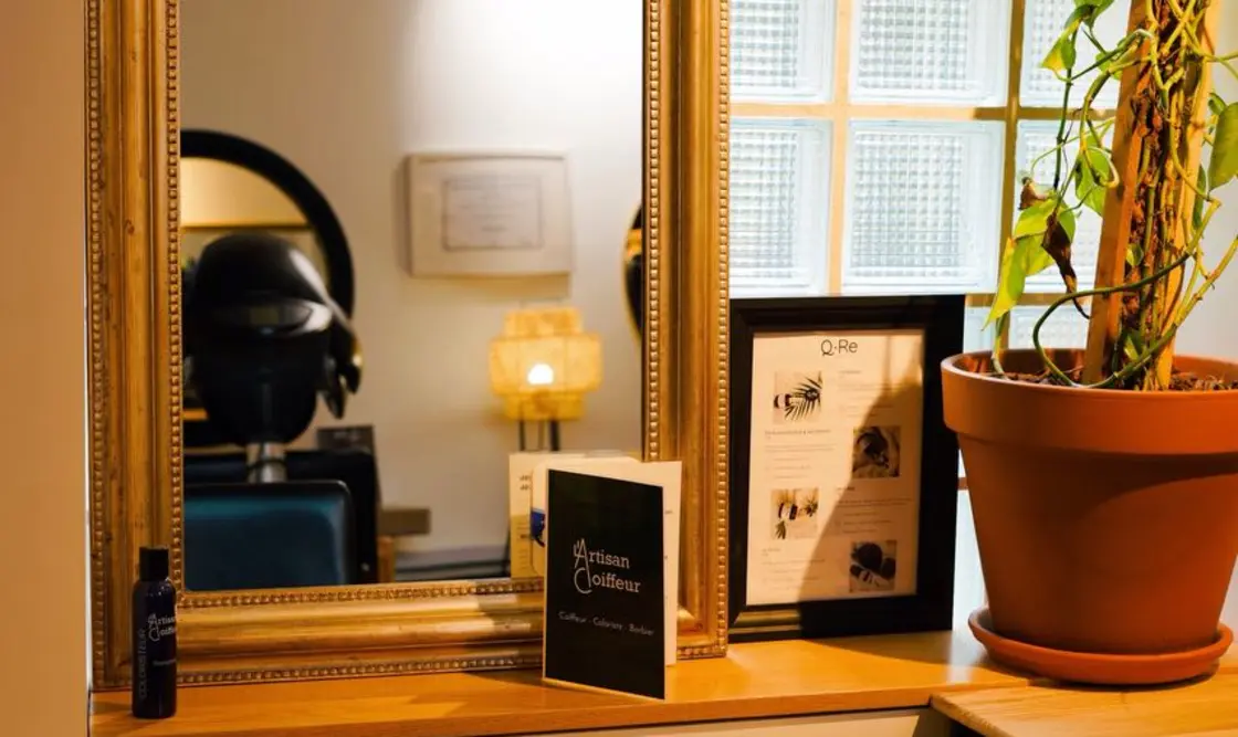 L'espace du salon L'Artisan Coiffeur